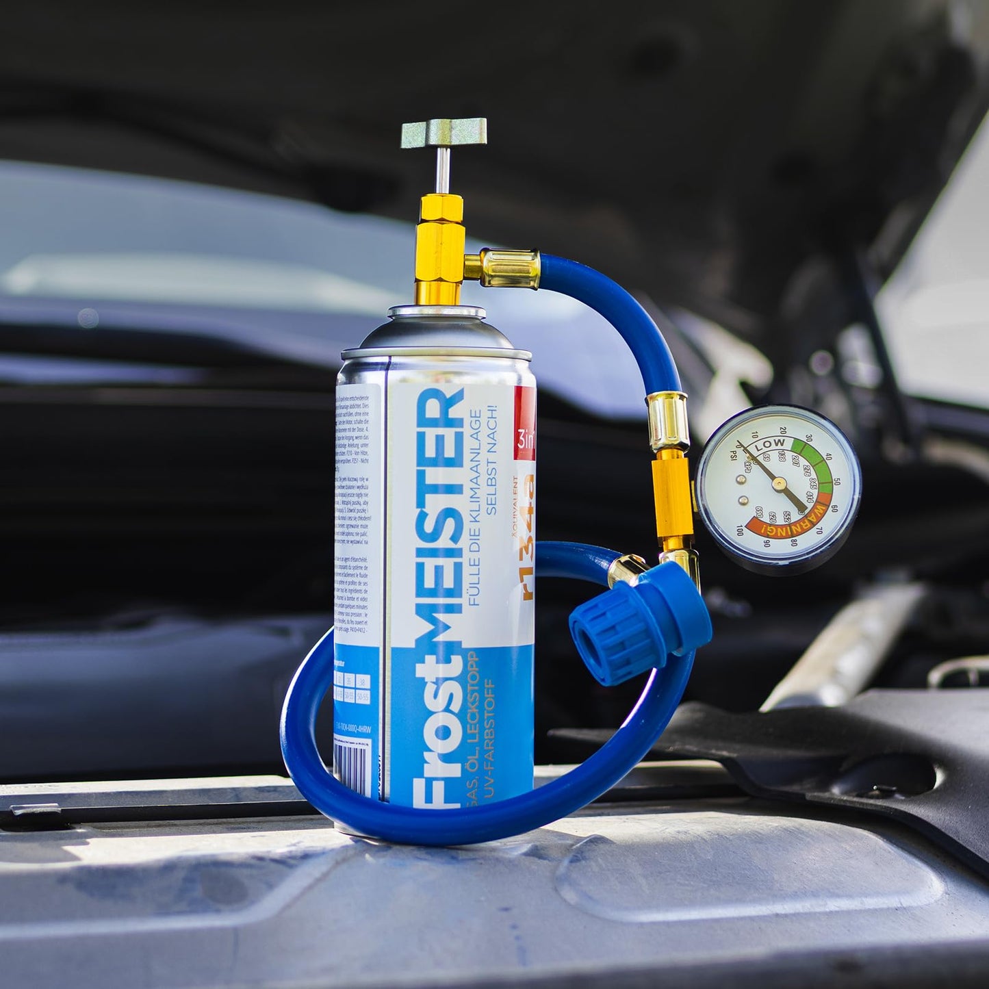 FrostMEISTER 3-in-1 car air conditioning refill kit for R134a (2x 400ml cans & hose with pressure gauge)